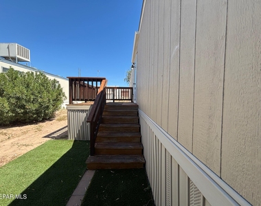 850 Talbot Avenue - Photo Thumbnail 2