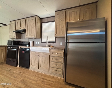 850 Talbot Avenue - Photo Thumbnail 11