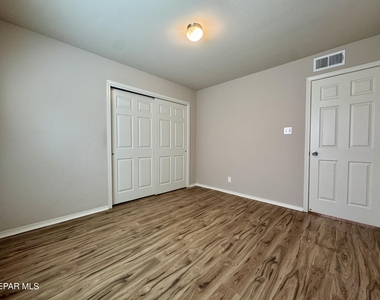 3813 Loma Dante - Photo Thumbnail 14