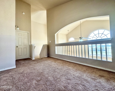 3813 Loma Dante - Photo Thumbnail 25