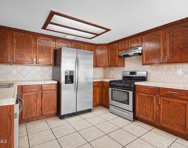 12705 Tierra Flores Drive - Photo Thumbnail 13