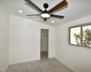 200 Belvidere Street - Photo Thumbnail 10