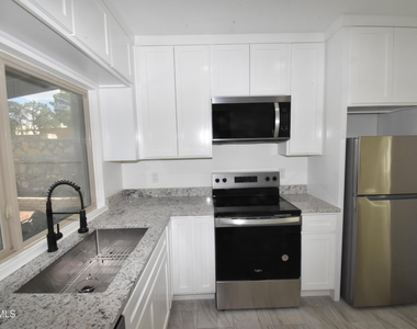 200 Belvidere Street - Photo Thumbnail 6