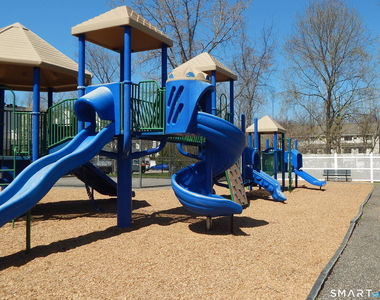 307 Willow Springs - Photo Thumbnail 14