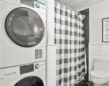 881 Lafayette Boulevard - Photo Thumbnail 21