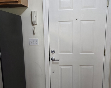 680 Boston Post Road - Photo Thumbnail 4