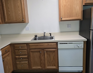 680 Boston Post Road - Photo Thumbnail 18