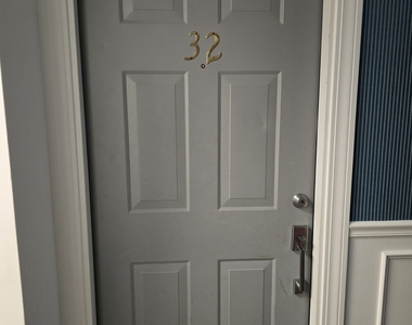 680 Boston Post Road - Photo Thumbnail 3