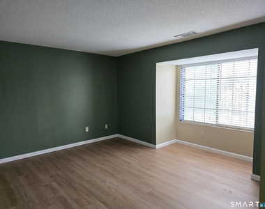 54 Mountain Road - Photo Thumbnail 6