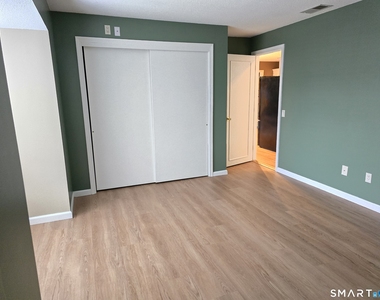 54 Mountain Road - Photo Thumbnail 8