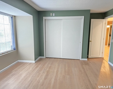 54 Mountain Road - Photo Thumbnail 7