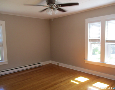 42-44 Chapman Street - Photo Thumbnail 3