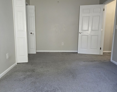 680 Boston Post Road - Photo Thumbnail 12