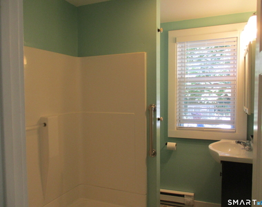 42-44 Chapman Street - Photo Thumbnail 12