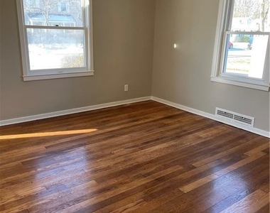 45 Walnut Road - Photo Thumbnail 4