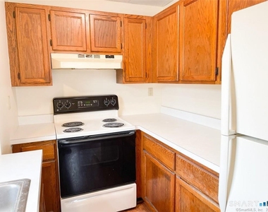 150 Cherry Street - Photo Thumbnail 4