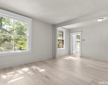 908 Main Street - Photo Thumbnail 10