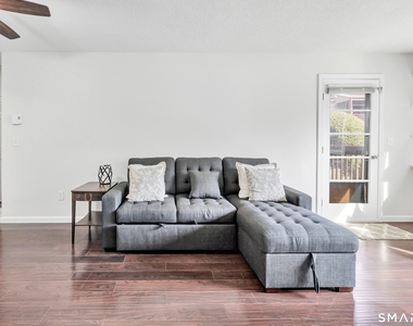 2980 Madison Avenue - Photo Thumbnail 7