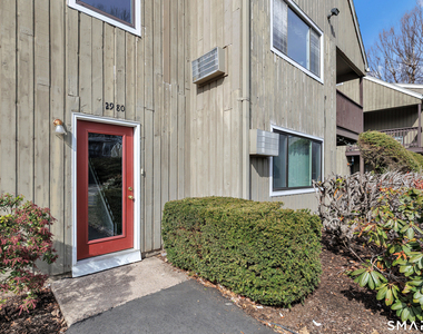 2980 Madison Avenue - Photo Thumbnail 26