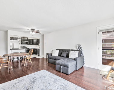 2980 Madison Avenue - Photo Thumbnail 4