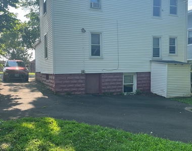 168 Curtis Street - Photo Thumbnail 7