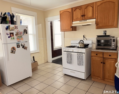 438 Hollister Avenue - Photo Thumbnail 3