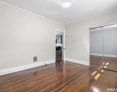 254 Hollister Street - Photo Thumbnail 7