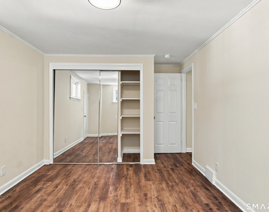 68 1/2 Lexington Avenue - Photo Thumbnail 8