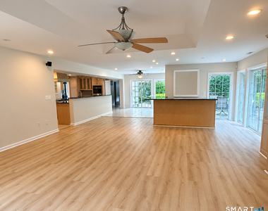 30 Riverside Avenue - Photo Thumbnail 3