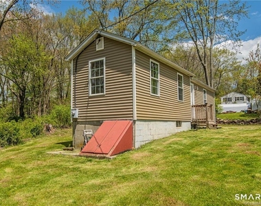 502 Stearns Street - Photo Thumbnail 18