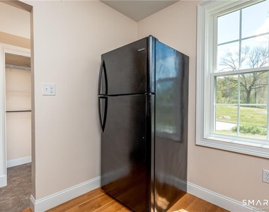 502 Stearns Street - Photo Thumbnail 16
