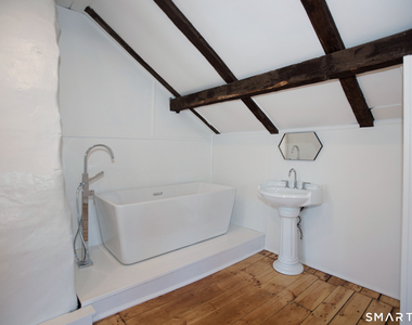 1709 Newfield Avenue - Photo Thumbnail 32