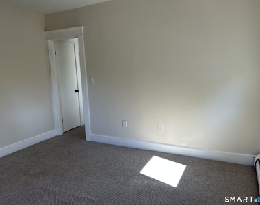 2561 Whitney Avenue - Photo Thumbnail 15