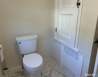 2561 Whitney Avenue - Photo Thumbnail 20