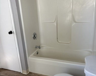 344 Washington Avenue - Photo Thumbnail 4