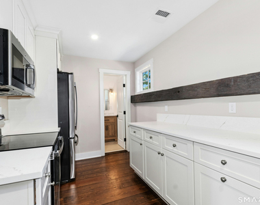 7 Ivy Hill Road - Photo Thumbnail 14