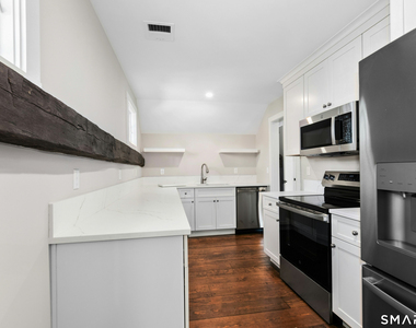 7 Ivy Hill Road - Photo Thumbnail 15