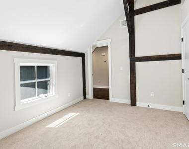 7 Ivy Hill Road - Photo Thumbnail 7