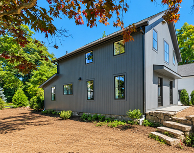 7 Ivy Hill Road - Photo Thumbnail 17