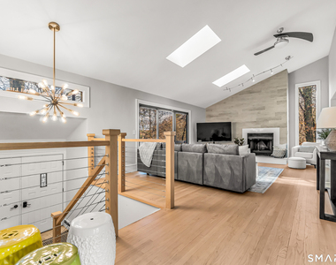 520 Walnut Tree Hill Road - Photo Thumbnail 3
