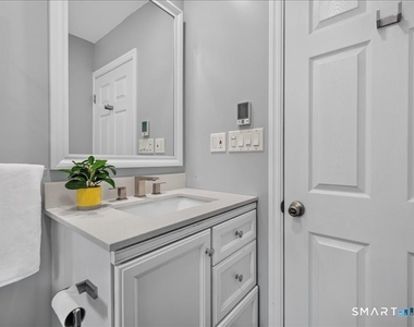 41 Island View Avenue - Photo Thumbnail 15