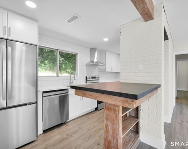 450 Danbury Road - Photo Thumbnail 3