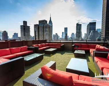 East 39th Street - Photo Thumbnail 5