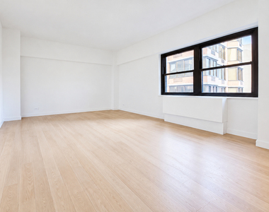 East 39th Street - Photo Thumbnail 1