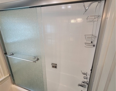 3209 Deer Path Ln - Photo Thumbnail 28