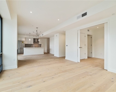 2330 Penn Ave - Photo Thumbnail 12