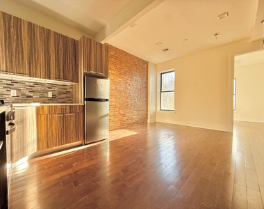 316 Patchen Avenue - Photo Thumbnail 1