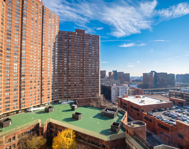3333 Broadway - Photo Thumbnail 5