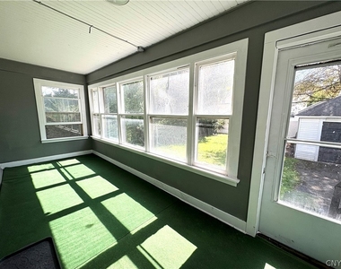 142 Curtis Place - Photo Thumbnail 38