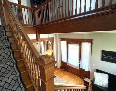 142 Curtis Place - Photo Thumbnail 7